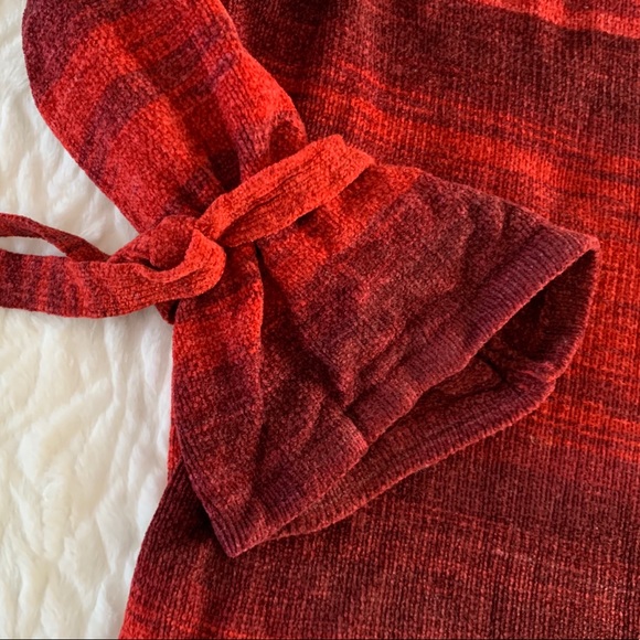 Soft Red Sweater with Bell Sleeves - Picture 5 of 6